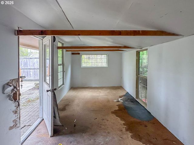509 S REDWOOD St, Canby, OR 97013