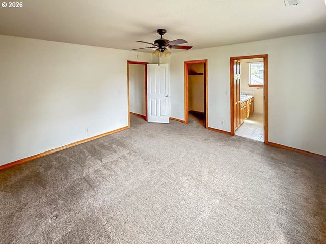 509 S REDWOOD St, Canby, OR 97013