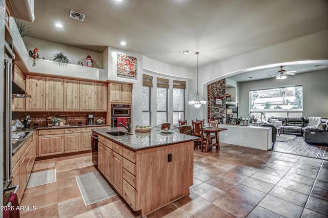 25801 N LAWLER Loop, Phoenix, AZ 85083