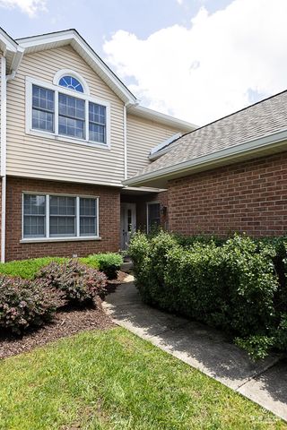 8575 Sandalwood Drive, Darien, IL 60561