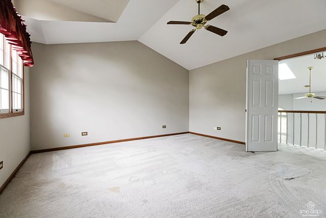 8575 Sandalwood Drive, Darien, IL 60561