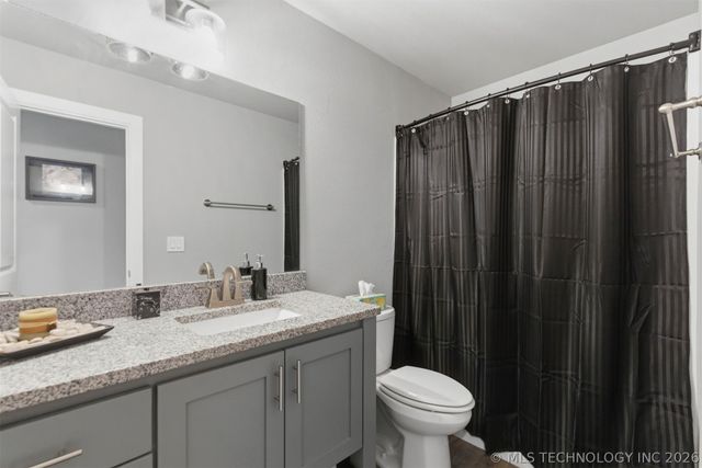 1407 E 150 Street S, Glenpool, OK 74033
