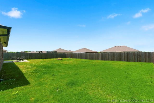 1407 E 150 Street S, Glenpool, OK 74033
