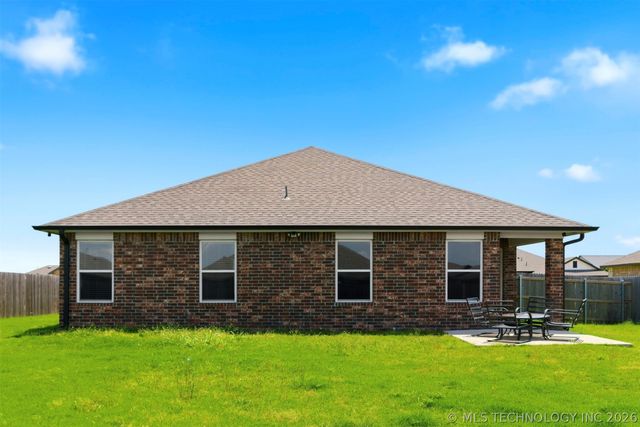 1407 E 150 Street S, Glenpool, OK 74033