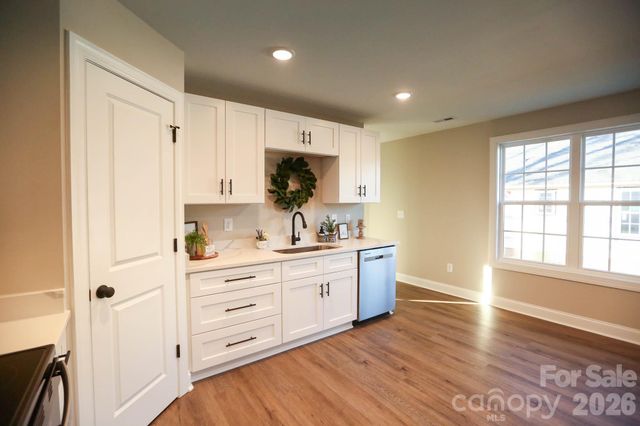 2653 Brady Avenue, Kannapolis, NC 28083