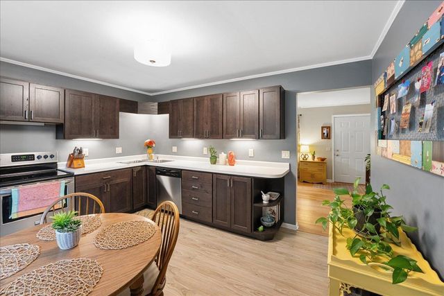 2013 Ardmore Drive, Madison, WI 53713