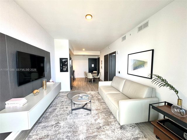 398 NE 5th St 1510, Miami, FL 33132