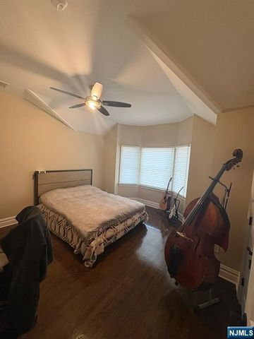 4 James Lane, Tenafly, NJ 07670