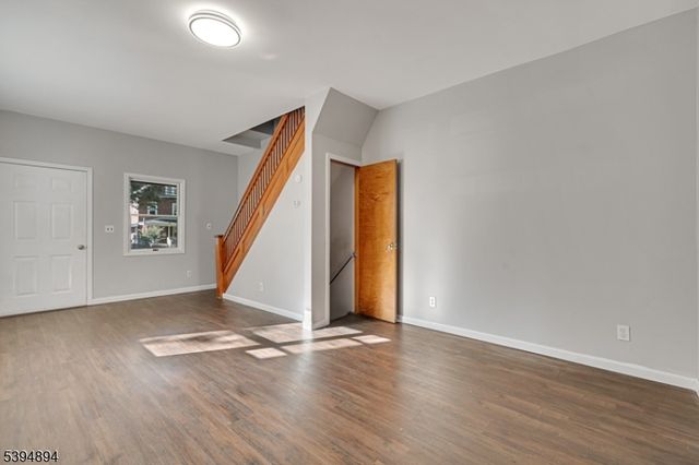 724 South Ave W.,, Westfield Town, NJ 07090