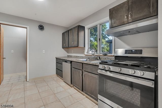 724 South Ave W.,, Westfield Town, NJ 07090