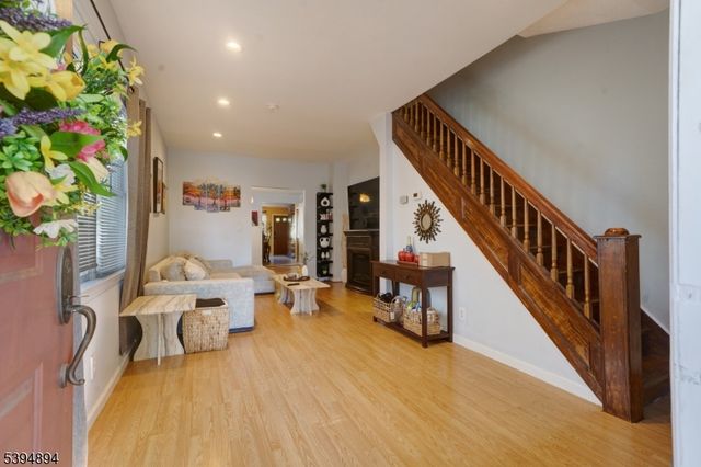 724 South Ave W.,, Westfield Town, NJ 07090