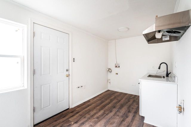 4238 N 42nd PLACE, Milwaukee, WI 53216
