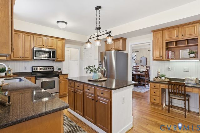 15430 Houndmaster Ter, Midlothian, VA 23112