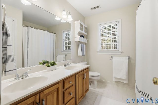 15430 Houndmaster Ter, Midlothian, VA 23112