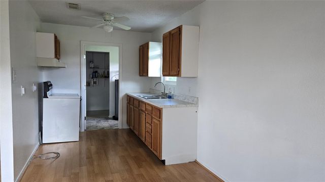 2739 Lawrence Road A and B, Kemah, TX 77565