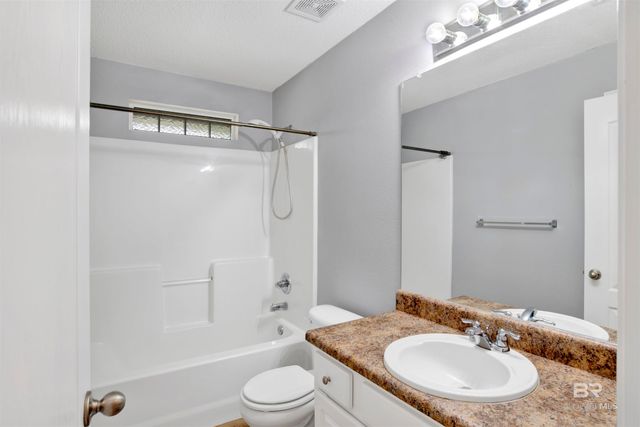 1043 Orlando Drive, Foley, AL 36535