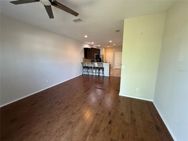 8827 TURNSTONE HAVEN PLACE, Tampa, FL 33619