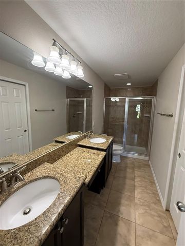 8827 TURNSTONE HAVEN PLACE, Tampa, FL 33619