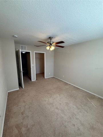 8827 TURNSTONE HAVEN PLACE, Tampa, FL 33619