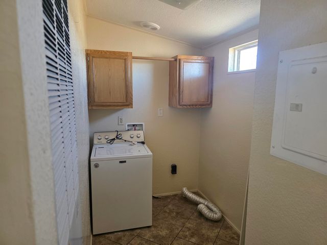 4 Pollo Road, Moriarty, NM 87035