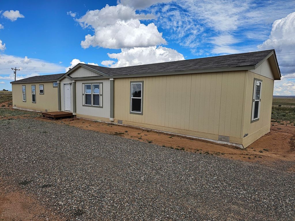 4 Pollo Road, Moriarty, NM 87035