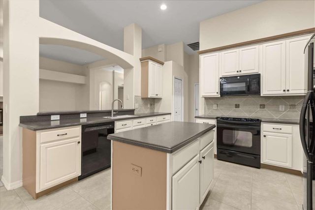 597 SAND WEDGE LOOP, Apopka, FL 32712