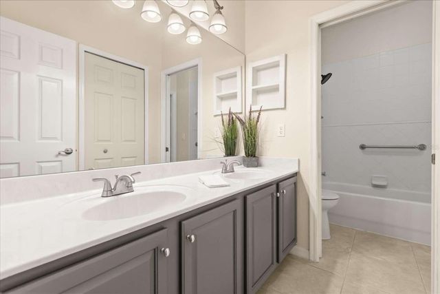 597 SAND WEDGE LOOP, Apopka, FL 32712