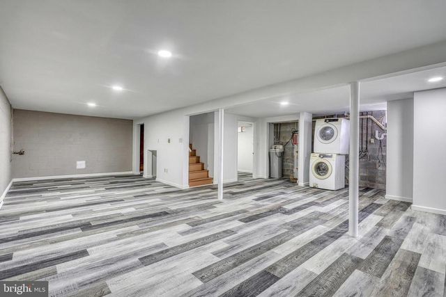 921 THORNTON DRIVE, Mechanicsburg, PA 17055