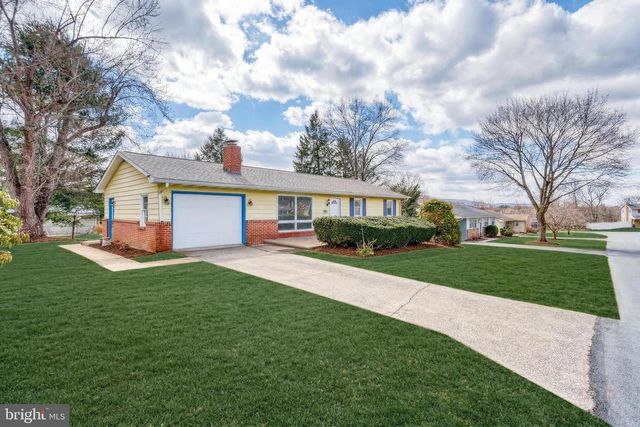 921 THORNTON DRIVE, Mechanicsburg, PA 17055