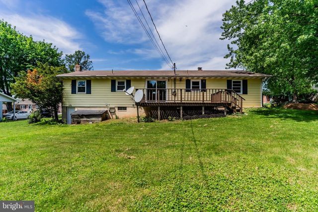 921 THORNTON DRIVE, Mechanicsburg, PA 17055