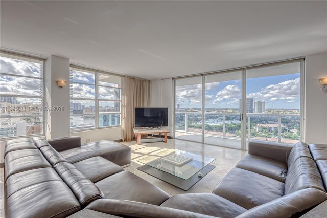 3800 S Ocean Drive 1606, Hollywood, FL 33019