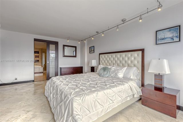 3800 S Ocean Drive 1606, Hollywood, FL 33019