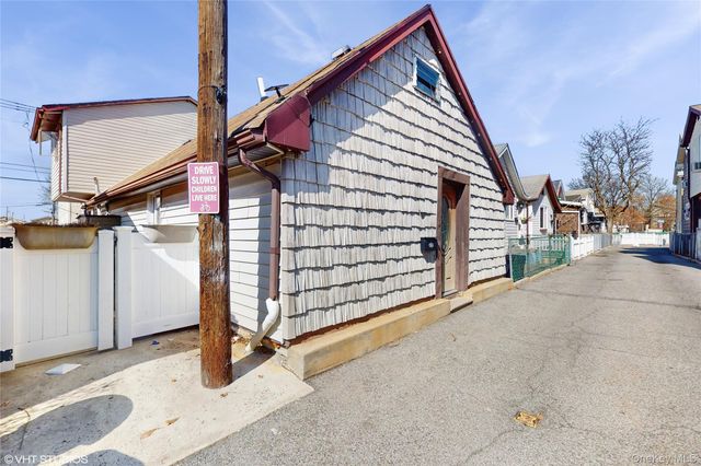 D132 Edgewater D, Bronx, NY 10465