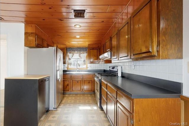 D132 Edgewater D, Bronx, NY 10465