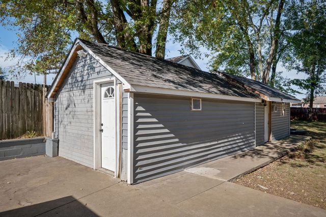 328 Towles Ave, Mcminnville, TN 37110