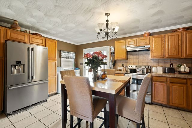 328 Towles Ave, Mcminnville, TN 37110