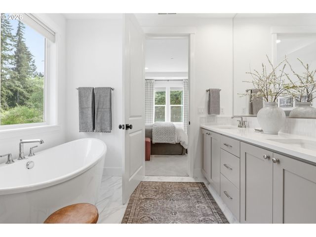5194 N 91ST Ave, Camas, WA 98607