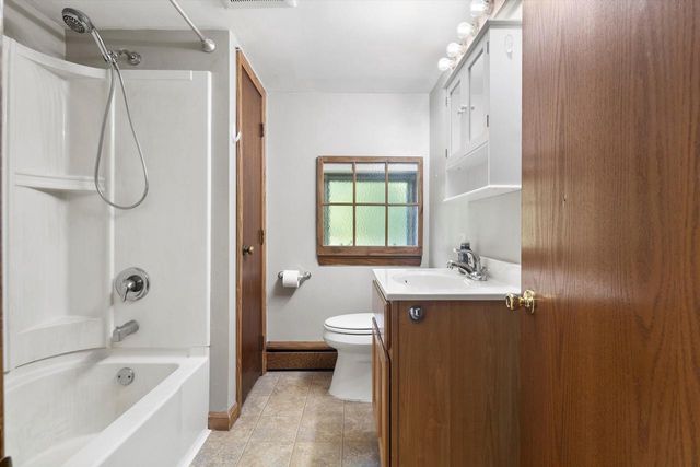 S103W30227 Lakeside DRIVE, Mukwonago, WI 53149