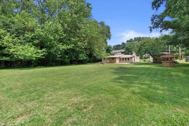 S103W30227 Lakeside DRIVE, Mukwonago, WI 53149