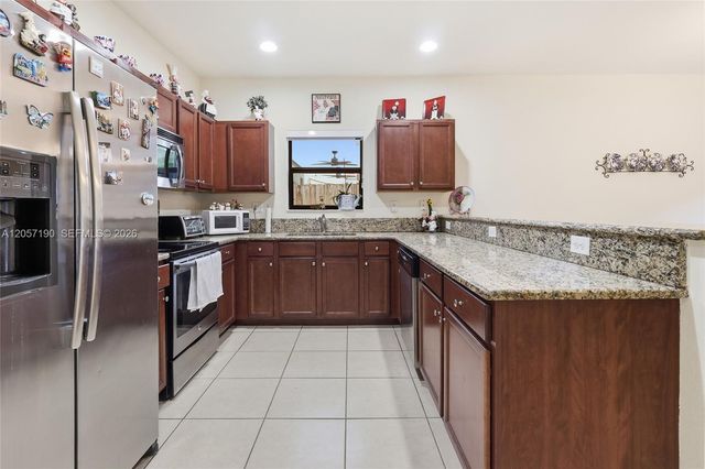 15585 SW 176th Terrace, Miami, FL 33187