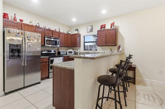 15585 SW 176th Terrace, Miami, FL 33187