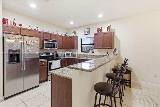 15585 SW 176th Terrace, Miami, FL 33187