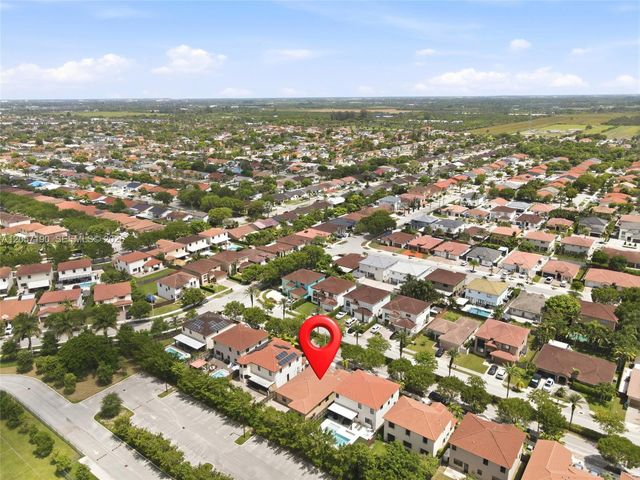 15585 SW 176th Terrace, Miami, FL 33187