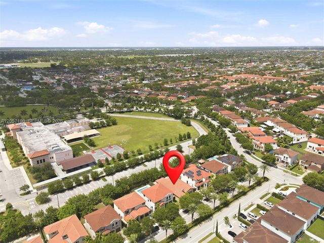 15585 SW 176th Terrace, Miami, FL 33187