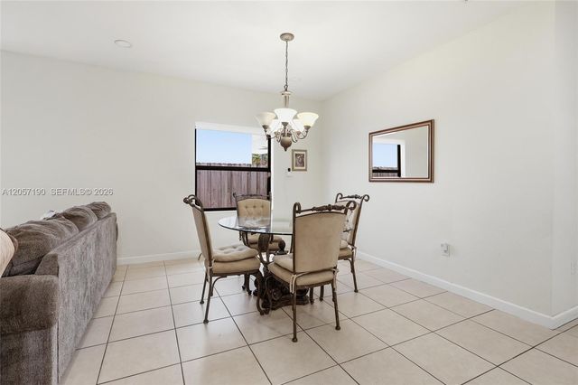 15585 SW 176th Terrace, Miami, FL 33187