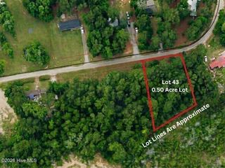 43 Pond View Circle E, Hampstead, NC 28443