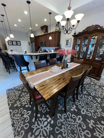 889 Coloma Place, Madera, CA 93637