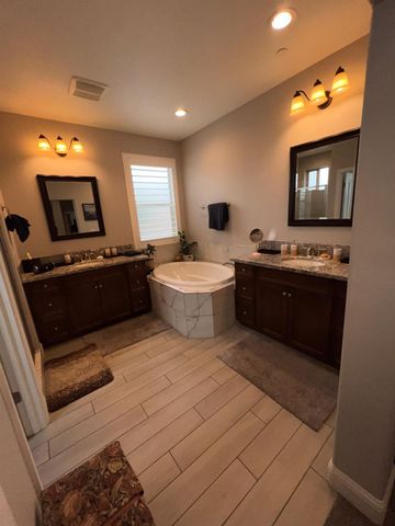 889 Coloma Place, Madera, CA 93637