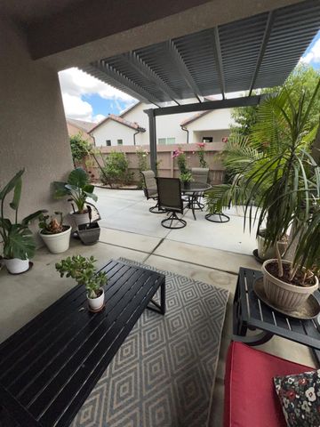 889 Coloma Place, Madera, CA 93637