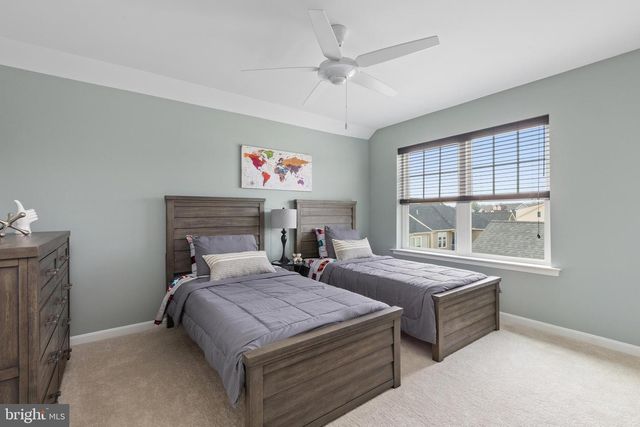 498 RESORT BLVD, Dover, DE 19904